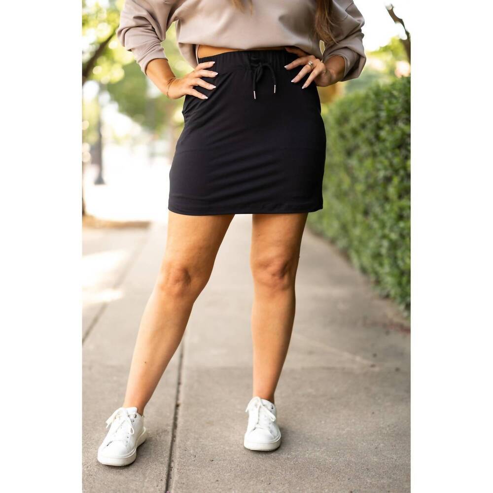 NEW JULIA ROSE kristina jogger skirt in black